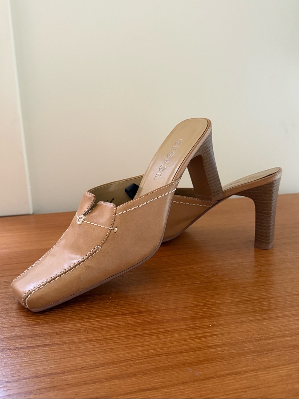 George Vintage Y2K Tan Patent Square Toe Mule Heels Size 8